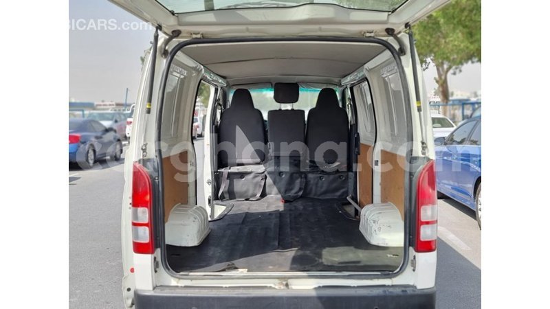 Big with watermark toyota hiace ashanti import dubai 41520