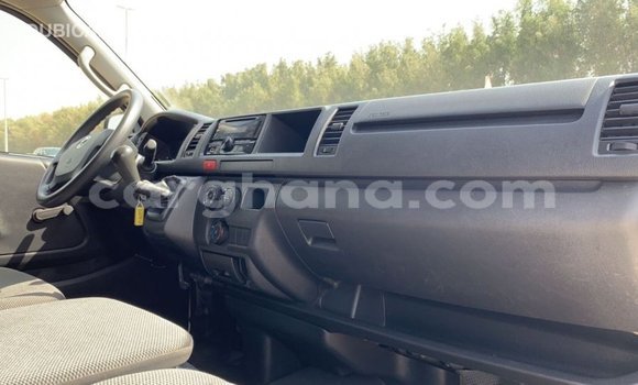 Buy Import Toyota Hiace White Car in Import - Dubai in Ashanti Buy Import Toyota Hiace White Car in Import - Dubai in Ashanti