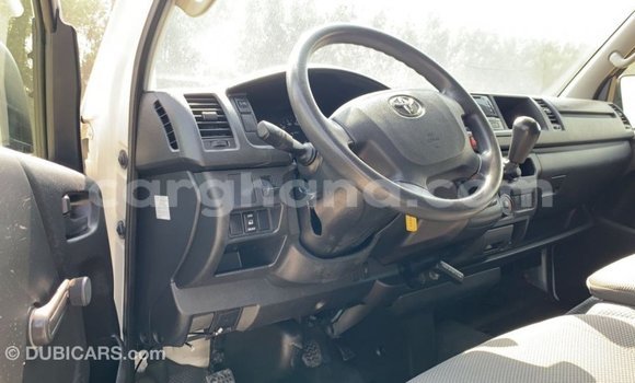 Buy Import Toyota Hiace White Car in Import - Dubai in Ashanti Buy Import Toyota Hiace White Car in Import - Dubai in Ashanti