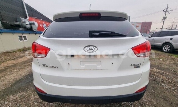 Sayi Na hannu Hyundai Tucson White Mota in Tema a Greater Accra Sayi Na hannu Hyundai Tucson White Mota in Tema a Greater Accra
