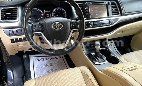 Sayi Na hannu Toyota Highlander Black Mota in Tema a Greater Accra Sayi Na hannu Toyota Highlander Black Mota in Tema a Greater Accra