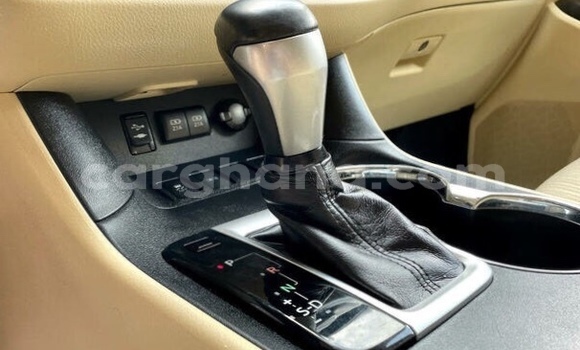 Sayi Na hannu Toyota Highlander Black Mota in Tema a Greater Accra Sayi Na hannu Toyota Highlander Black Mota in Tema a Greater Accra