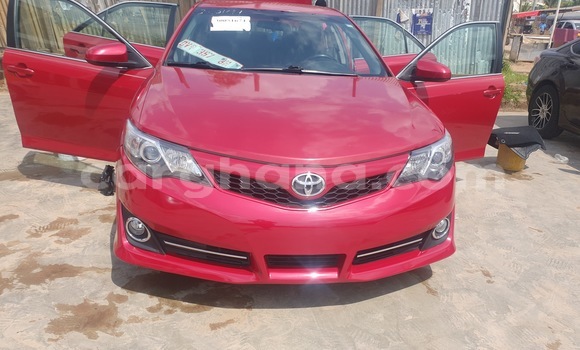 Sayi Imported Toyota Camry Red Mota in Accra a Greater Accra Sayi Imported Toyota Camry Red Mota in Accra a Greater Accra