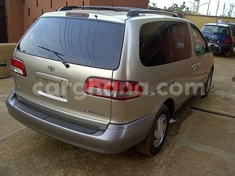 Big with watermark toyota sienna western sekondi takoradi metropolitan 41560