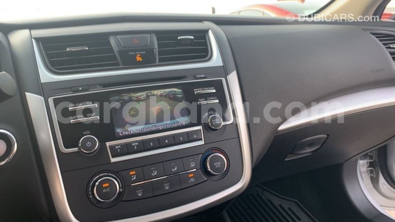 Big with watermark nissan altima ashanti import dubai 41562