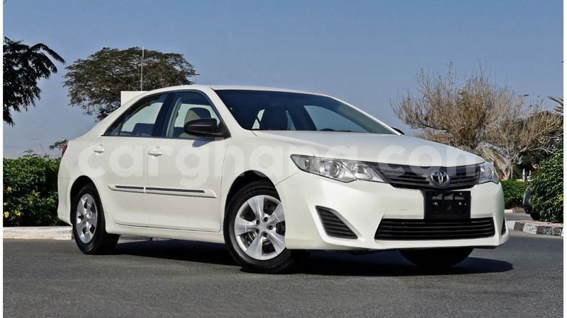 Big with watermark toyota camry ashanti import dubai 41565