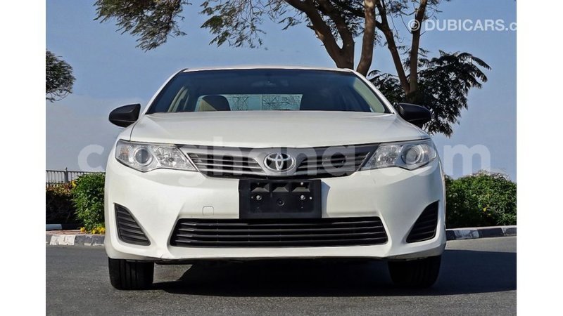 Big with watermark toyota camry ashanti import dubai 41565