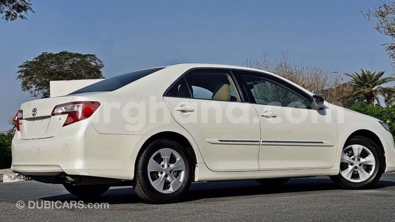 Big with watermark toyota camry ashanti import dubai 41565