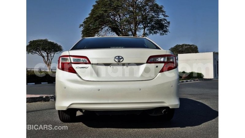 Big with watermark toyota camry ashanti import dubai 41565