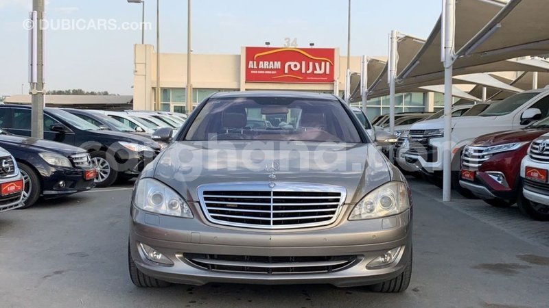 Big with watermark mercedes benz a200 ashanti import dubai 41568