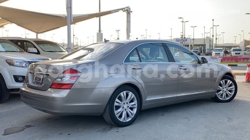 Big with watermark mercedes benz a200 ashanti import dubai 41568