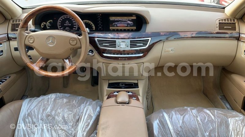 Big with watermark mercedes benz a200 ashanti import dubai 41568