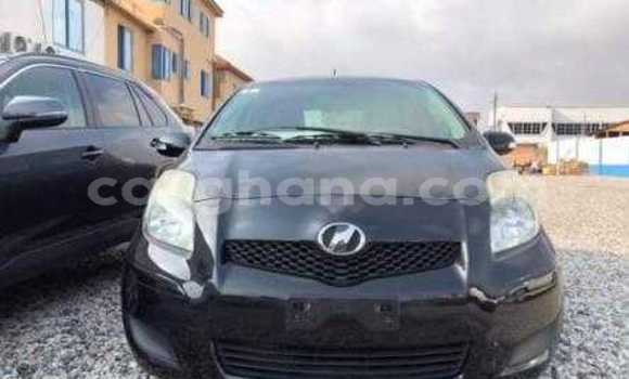 Sayi Na hannu Toyota Vitz Black Mota in Accra a Greater Accra