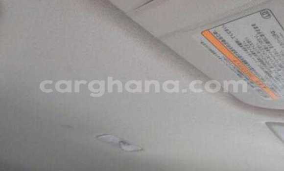 Buy Used Toyota Vitz White Car in Accra in Greater Accra Buy Used Toyota Vitz White Car in Accra in Greater Accra