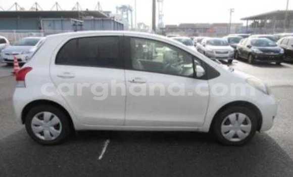 Buy Used Toyota Vitz White Car in Accra in Greater Accra Buy Used Toyota Vitz White Car in Accra in Greater Accra
