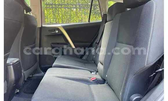 Sayi Na hannu Toyota RAV4 Red Mota in Accra a Greater Accra Sayi Na hannu Toyota RAV4 Red Mota in Accra a Greater Accra