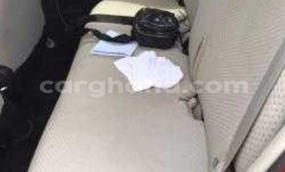 Sayi Na hannu Toyota Vitz Red Mota in Accra a Greater Accra Sayi Na hannu Toyota Vitz Red Mota in Accra a Greater Accra