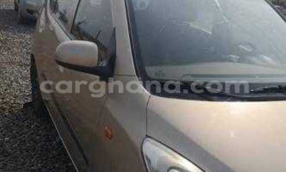 Buy Used Hyundai i10 Beige Car in Accra in Greater Accra Buy Used Hyundai i10 Beige Car in Accra in Greater Accra