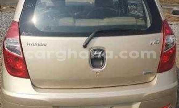 Buy Used Hyundai i10 Beige Car in Accra in Greater Accra Buy Used Hyundai i10 Beige Car in Accra in Greater Accra