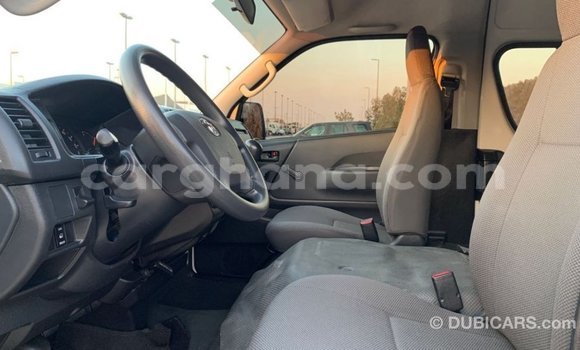 Buy Import Toyota Hiace White Car in Import - Dubai in Ashanti Buy Import Toyota Hiace White Car in Import - Dubai in Ashanti