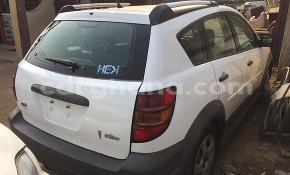 Ra Àlòkù Pontiac Vibe funfun Ọkọ̀ in Sekondi–Takoradi Metropolitan ni Oorun