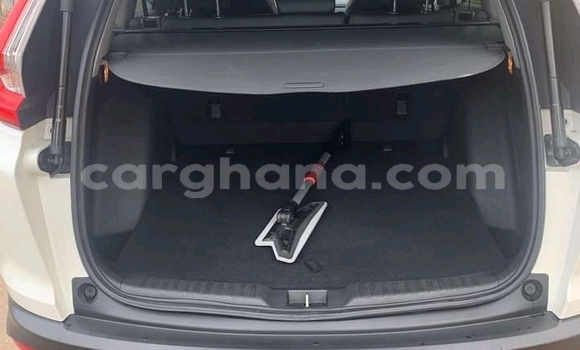 Buy Used Honda CR–V White Car in Accra in Greater Accra Buy Used Honda CR–V White Car in Accra in Greater Accra