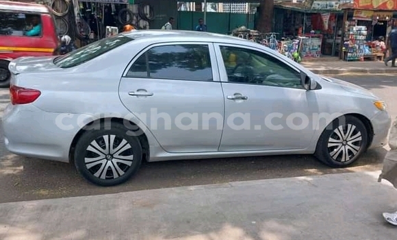 Sayi Na hannu Toyota Corolla Azurfa Mota in Accra a Greater Accra Sayi Na hannu Toyota Corolla Azurfa Mota in Accra a Greater Accra