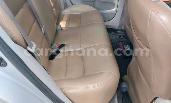 Sayi Na hannu Toyota Corolla Azurfa Mota in Accra a Greater Accra Sayi Na hannu Toyota Corolla Azurfa Mota in Accra a Greater Accra