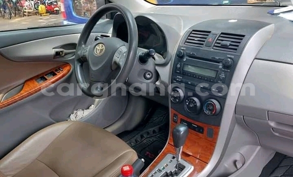 Sayi Na hannu Toyota Corolla Azurfa Mota in Accra a Greater Accra Sayi Na hannu Toyota Corolla Azurfa Mota in Accra a Greater Accra