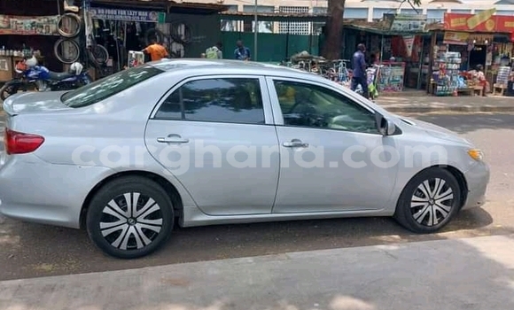 Sayi Na hannu Toyota Corolla Azurfa Mota in Accra a Greater Accra Sayi Na hannu Toyota Corolla Azurfa Mota in Accra a Greater Accra