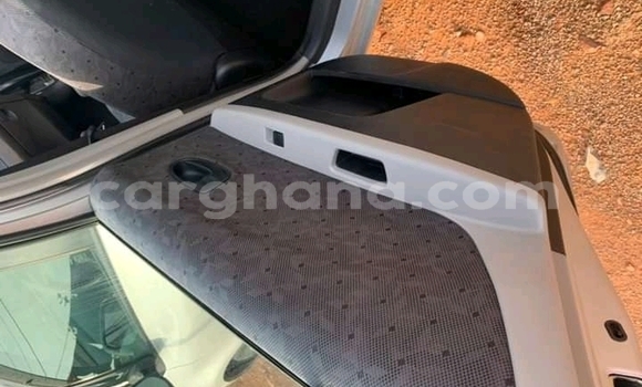 Ra Àlòkù Toyota Vitz Miiran Ọkọ̀ in Accra ni Greater Accra Ra Àlòkù Toyota Vitz Miiran Ọkọ̀ in Accra ni Greater Accra