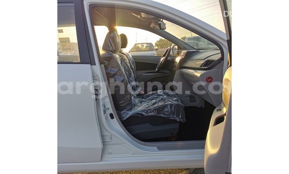 Buy Import Toyota Avanza White Car in Import - Dubai in Ashanti Buy Import Toyota Avanza White Car in Import - Dubai in Ashanti