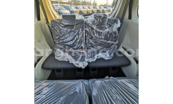 Buy Import Toyota Avanza White Car in Import - Dubai in Ashanti Buy Import Toyota Avanza White Car in Import - Dubai in Ashanti