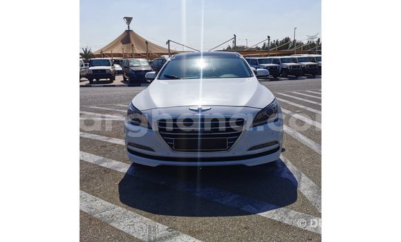 Ra Imported Hyundai Genesis funfun Ọkọ̀ in Import - Dubai ni Ashanti Ra Imported Hyundai Genesis funfun Ọkọ̀ in Import - Dubai ni Ashanti