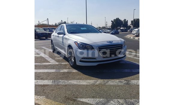 Ra Imported Hyundai Genesis funfun Ọkọ̀ in Import - Dubai ni Ashanti Ra Imported Hyundai Genesis funfun Ọkọ̀ in Import - Dubai ni Ashanti