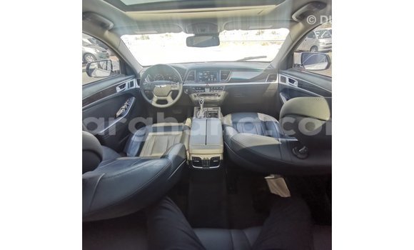 Ra Imported Hyundai Genesis funfun Ọkọ̀ in Import - Dubai ni Ashanti Ra Imported Hyundai Genesis funfun Ọkọ̀ in Import - Dubai ni Ashanti