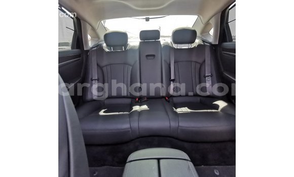 Ra Imported Hyundai Genesis funfun Ọkọ̀ in Import - Dubai ni Ashanti Ra Imported Hyundai Genesis funfun Ọkọ̀ in Import - Dubai ni Ashanti