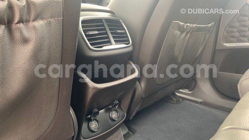 Big with watermark hyundai santa fe ashanti import dubai 41672