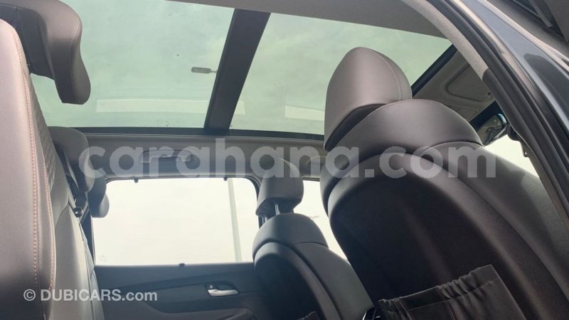 Big with watermark hyundai santa fe ashanti import dubai 41672