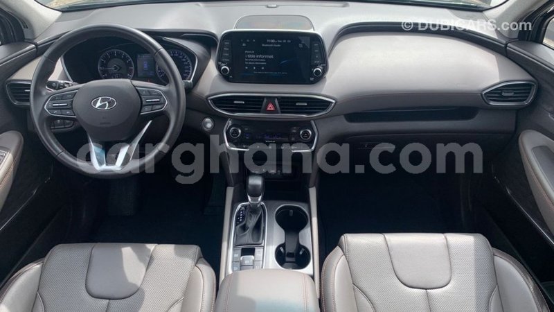 Big with watermark hyundai santa fe ashanti import dubai 41672