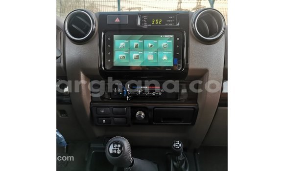 Buy Import Toyota Land Cruiser White Car in Import - Dubai in Ashanti Buy Import Toyota Land Cruiser White Car in Import - Dubai in Ashanti