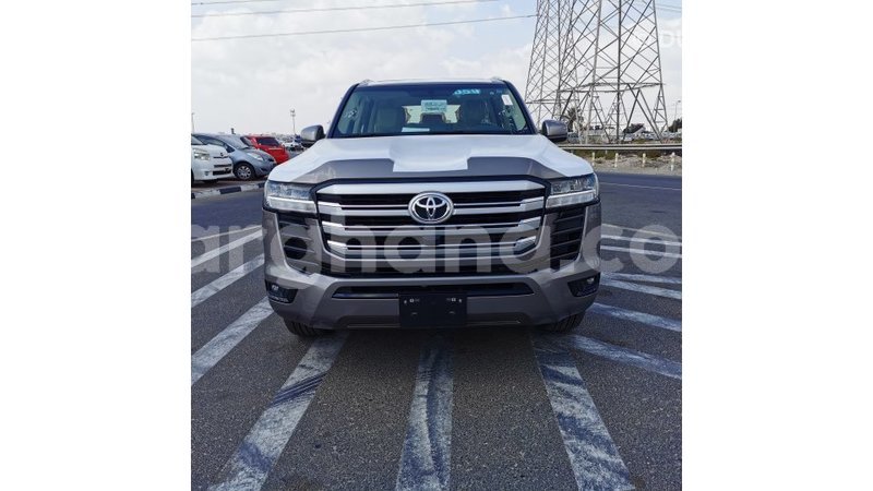 Big with watermark toyota land cruiser ashanti import dubai 41675