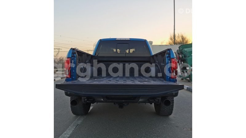 Big with watermark ford club wagon ashanti import dubai 41677