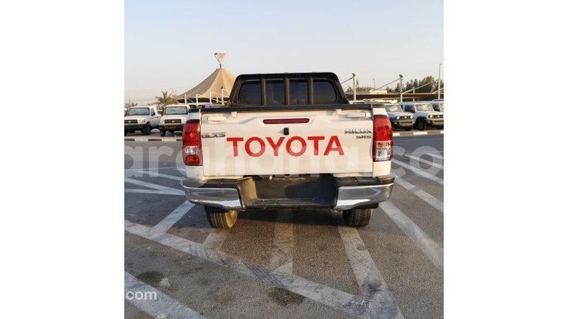 Big with watermark toyota hilux ashanti import dubai 41683