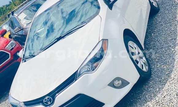 Buy Used Toyota Corolla White Car in Accra in Greater Accra Buy Used Toyota Corolla White Car in Accra in Greater Accra