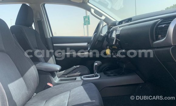 Sayi Imported Toyota Hilux White Mota in Import - Dubai a Ashanti Sayi Imported Toyota Hilux White Mota in Import - Dubai a Ashanti