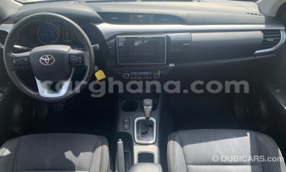 Sayi Imported Toyota Hilux White Mota in Import - Dubai a Ashanti Sayi Imported Toyota Hilux White Mota in Import - Dubai a Ashanti
