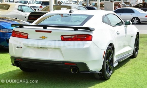 Ra Imported Chevrolet Camaro funfun Ọkọ̀ in Import - Dubai ni Ashanti Ra Imported Chevrolet Camaro funfun Ọkọ̀ in Import - Dubai ni Ashanti