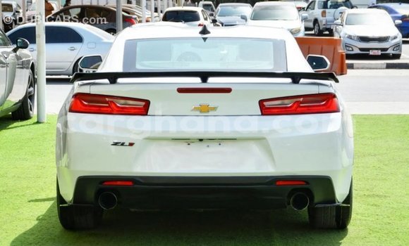 Ra Imported Chevrolet Camaro funfun Ọkọ̀ in Import - Dubai ni Ashanti Ra Imported Chevrolet Camaro funfun Ọkọ̀ in Import - Dubai ni Ashanti