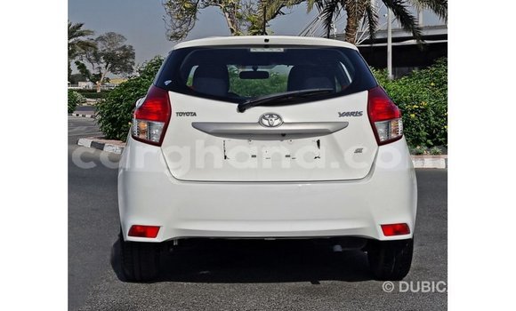 Ra Imported Toyota Yaris funfun Ọkọ̀ in Import - Dubai ni Ashanti Ra Imported Toyota Yaris funfun Ọkọ̀ in Import - Dubai ni Ashanti